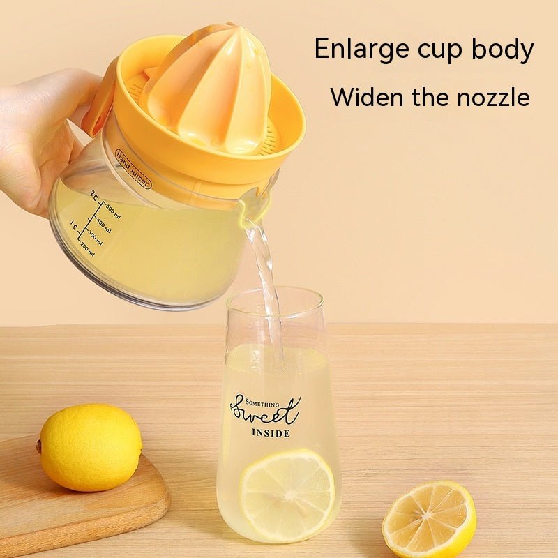 Household Multi-functional Small Manual Juicer Kitchen – close-up