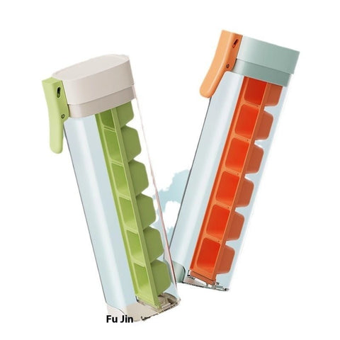 Ice Cube Tray with Storage Box – front view