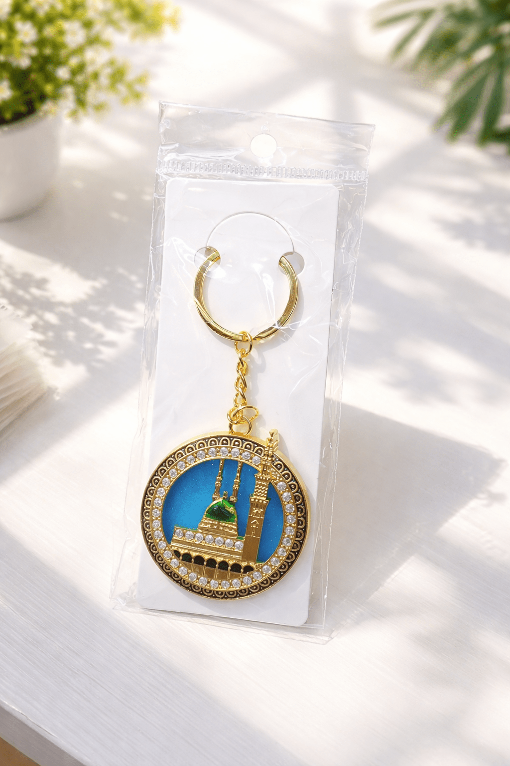 Masjid-e-Nabawi Round Rhinestone Keychain - details | Qamaira UAE