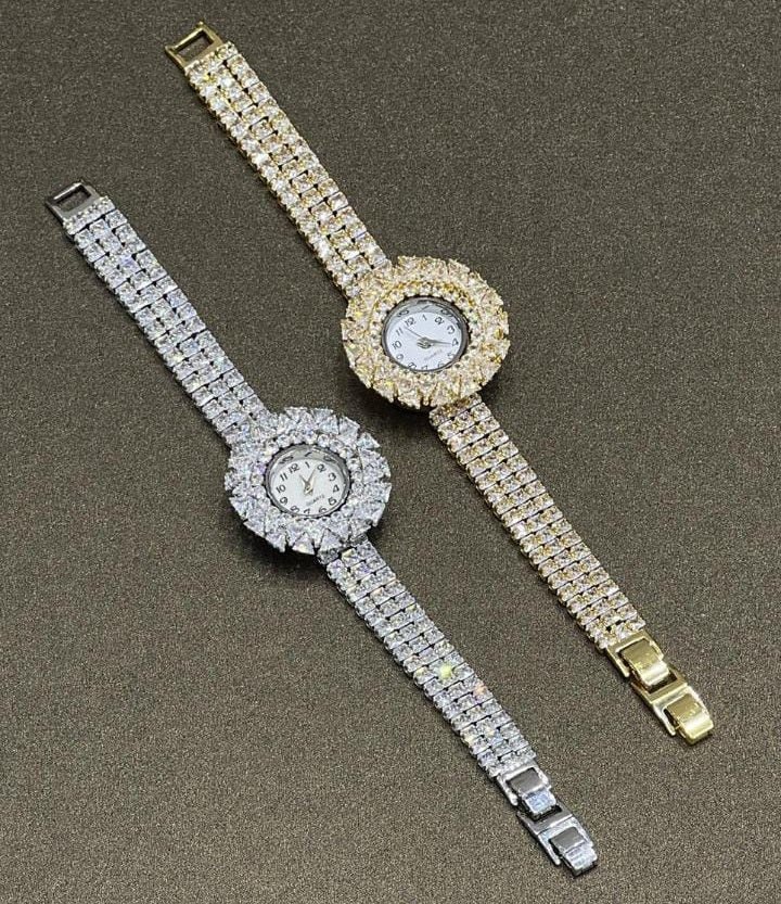 Royal Sunburst Crystal Watch – details