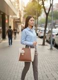 Two-Tone Elegant Tote Handbag – close-up