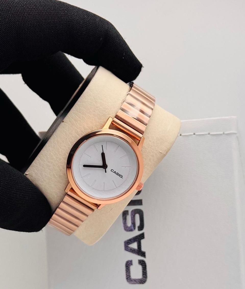 Women’s Analog Wrist Watch - front view | Qamaira UAE